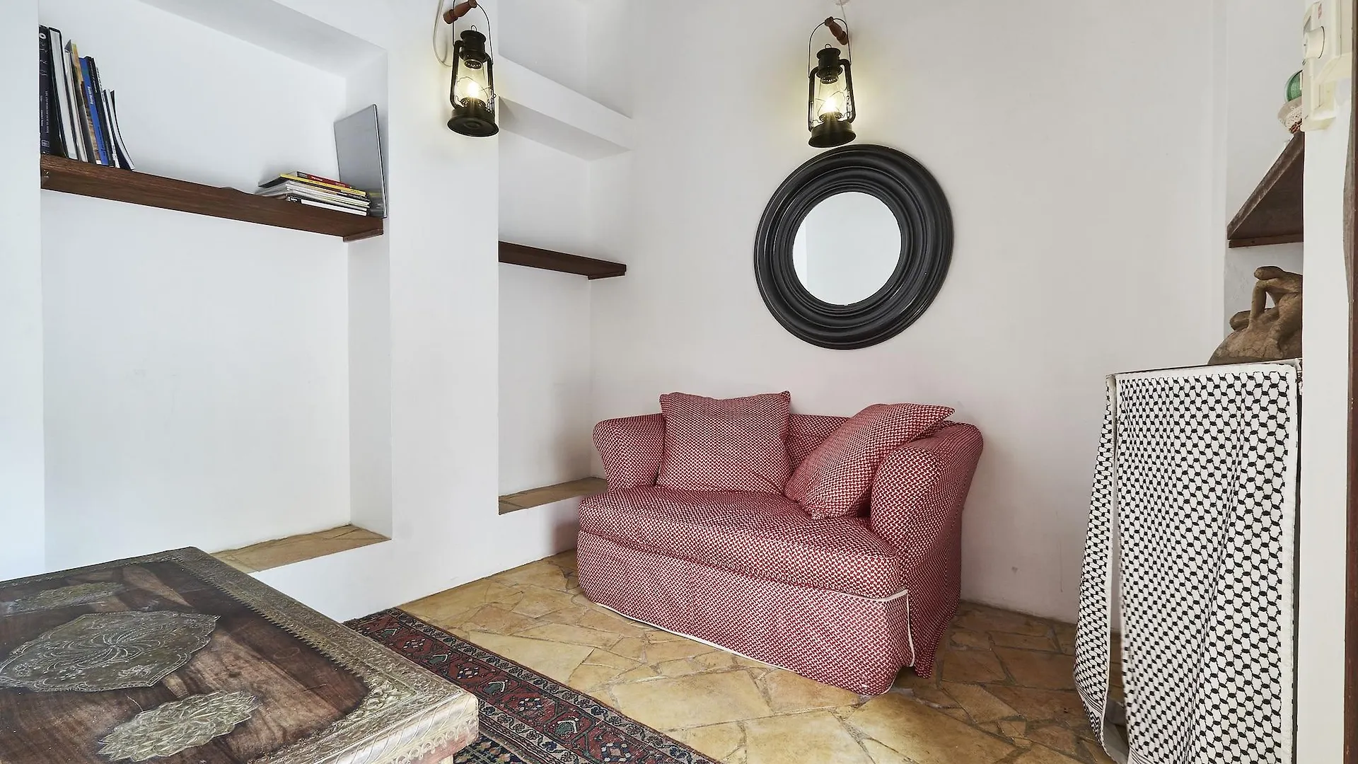 *** Guest house Xva Art Hotel Dubai United Arab Emirates